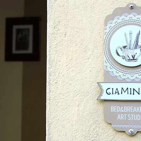 Bed & Breakfast Giaminera Art Studio *