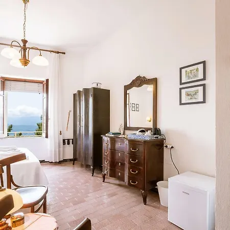 Giaminera Art Studio Bed & Breakfast